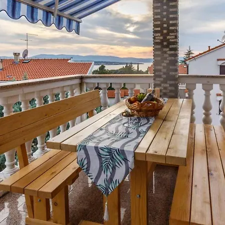 Mauro Apartman Malinska