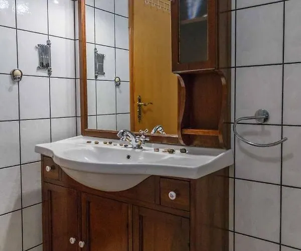 Mauro Apartamento Malinska